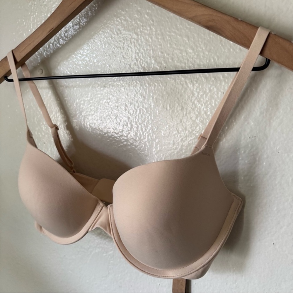 Skims | Fits Everybody Push Up Bra - Picture 2 of 5